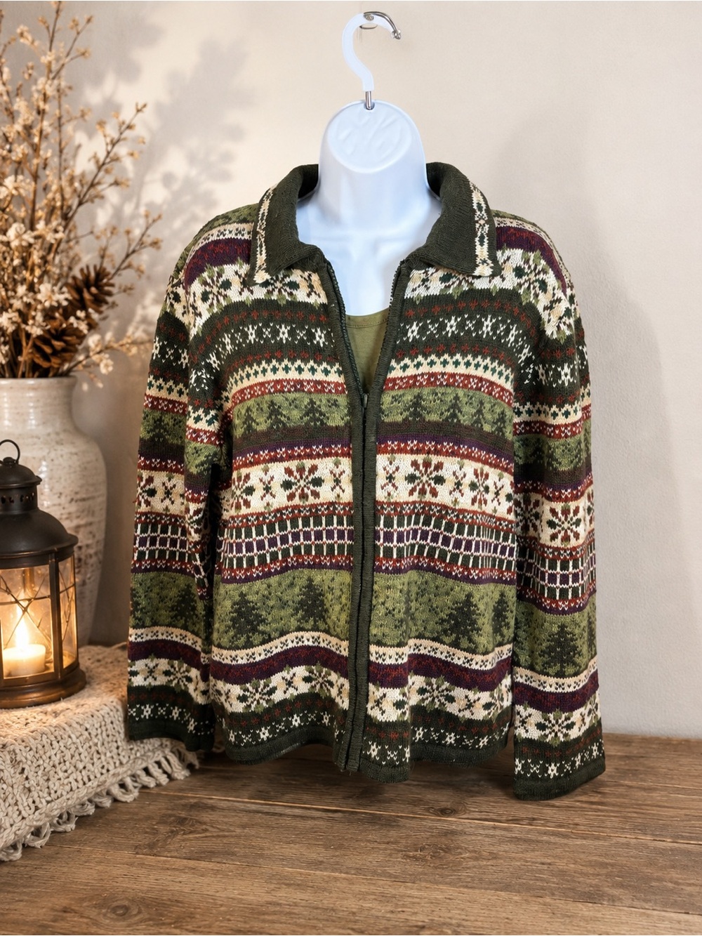 Vintage-inspired Tiara International Fair Isle zip-front cardigan